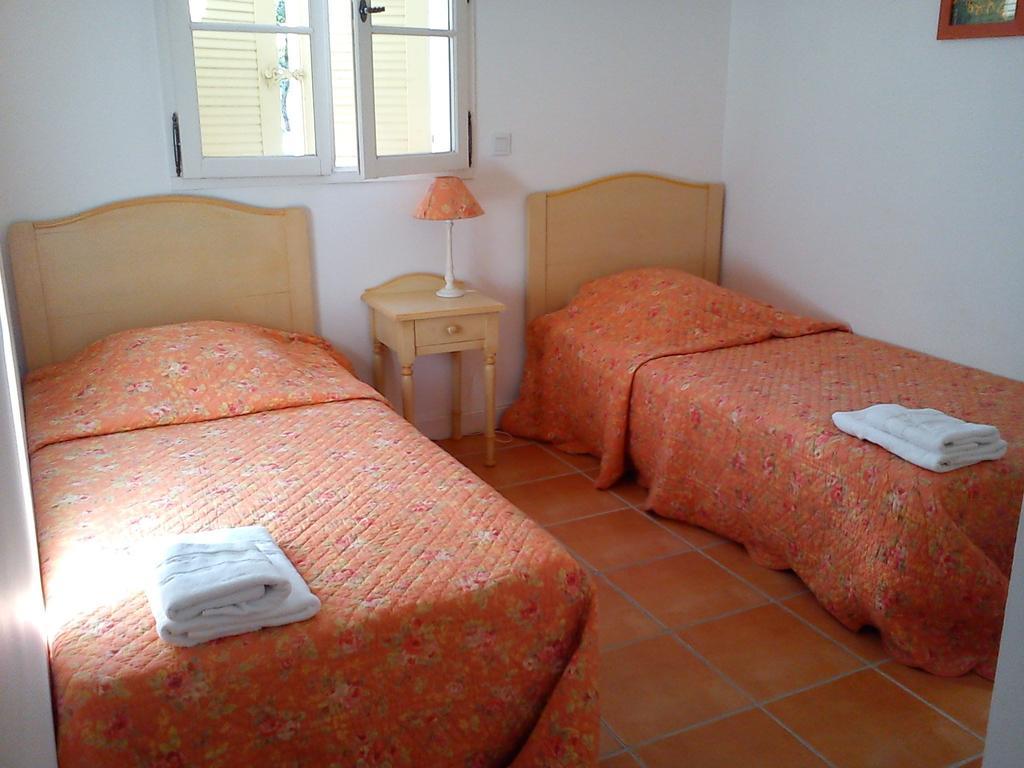 Provencal House In Fayence With Pool & Indoor Spa ห้อง รูปภาพ