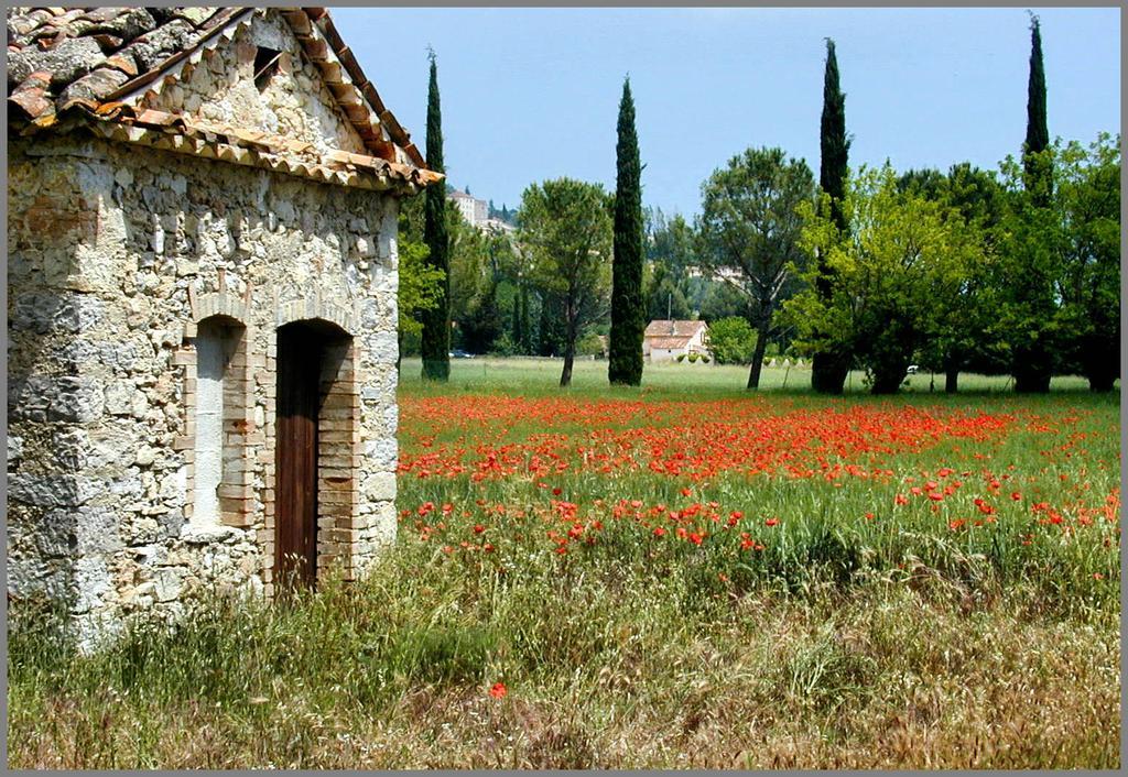 Provencal House In Fayence With Pool & Indoor Spa ห้อง รูปภาพ