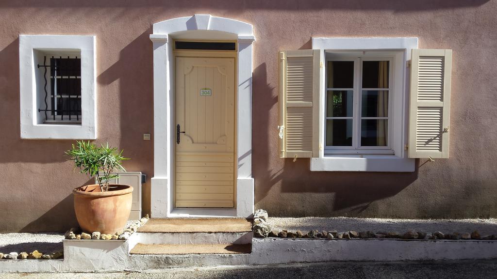 Provencal House In Fayence With Pool & Indoor Spa ภายนอก รูปภาพ